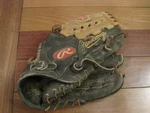 Rawlings Gold Glove Series PRO-1000BFBG 12" Pitcher Infielder Professional. Fixed Price $97.95.