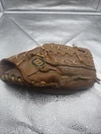 Vintage 80S Wilson A2245 Bruce Sutter Rht 11 Baseball Glove Mitt Leather. Fixed Price $22.49.