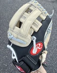 Rawlings Web Playmaker Glove 10.5" Right Throw PM105HCB Leather Nwt Age 7-9. Fixed Price $28.00.