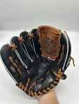 Franklin Bo Jackson Left Handed Throwing Baseball Glove Leather Youth 4661L. Fixed Price $12.99.