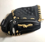 Rawlings Players Series Right Handed Throw 11.5 Baseball Glove PL115BNC. Fixed Price $29.70.