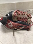 Demarini Insane 11.5 Youth / Adult Baseball Softball Glove Right Hand Throw. Fixed Price $85.00.