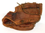Macgregor Rod Carew Autograph Model M11T 11" Leather Youth Baseball Glove Rht. Fixed Price $22.00.