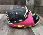 Franklin Sports 9.0" Youth Neo-grip Teeball Right Glove Left Handed Throw. Fixed Price $18.00.