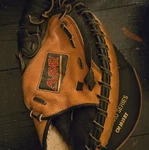 All Star Young Pro Series Leather Catcher's Mitt CM1010BT. Fixed Price $75.00.