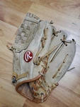 Vintage Rawlings Left Hand Glove /right Thrower Baseball 6592. Fixed Price $29.00.