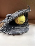 Wilson A2155 Rht Barry Larkin Signature Black Baseball/softball Glove W/BALLF15B. Fixed Price $16.42.