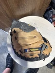 Wilson A1864 Pro 1G Ivan Rodriguez Catcher Mitt Custom Fit Mlb Glove. Fixed Price $132.00.