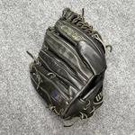 Wilson A2000 Black Pro-stock 1796 Rht Baseball Glove Infield 11.75. Fixed Price $99.95.