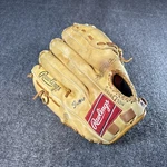 Rawlings Rsgxl Softball Glove Adult Large 14 Deep Well Pocket Right Hand Throw. Fixed Price $35.00.