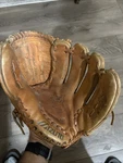 Vintage Mizuno MT2000-PRO Baseball Glove Lite Flex Double Loop Multi Hinge Rht. Fixed Price $25.00.