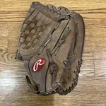 Rawlings SL130P Sandlot Model Right Hand Throw Baseball Glove. Fixed Price $31.64.