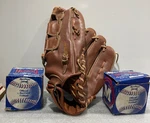 Wilson Force 4 A9830 American Cowhide 13" Baseball Glove Mitt Right Throw. Fixed Price $25.00.