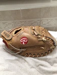 Rawlings RCM7 Large Tight Fit 35 Baseball Softball Catchers Mitt Right Throw. Fixed Price $110.00.