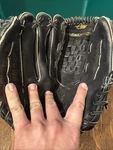 Rawlings "ryne Sandberg" Fastback Series: RBG10B 13" Baseball Glove Lht. Fixed Price $12.00.