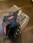 Rawlings Renegade RL125B Baseball Glove 12.5" Basket Web For Right Hand Thrower. Fixed Price $17.95.