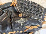 Mizuno GPL-1152 D 11.5 Mvp Youth Baseball Glove Rht Power Close Ii. Fixed Price $38.00.