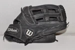 Wilson A600 Rht A0600B514 Baseball Softball Glove Black. Fixed Price $38.99.