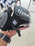 Wilson 10" Right Youth Baseball Glove WTA01RB15B5105P Black/gray Rht. Fixed Price $16.00.
