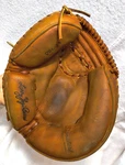 Yogi Berra 42-785 Spalding Baseball Glove Rht Signature New Web Pocket Lace !!. Fixed Price $77.99.