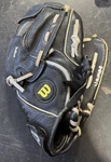 Nice Wilson 10" A0425ZS1EZS10-MLB Catch Snap T-ball Right Hand Throw Glove. Fixed Price $12.44.