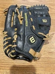 Barry Larkin Wilson Black Leather Youth Baseball Glove/mitt 11" A2482. Fixed Price $15.95.