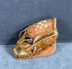 Vintage Louisville Slugger Baseball Glove Basket Weave Tan Leather Mitt Rt Hand. Fixed Price $20.00.