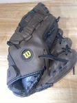Wilson A200 Leather Ball Glove 11 Right Hand Throw Model A2487. Fixed Price $12.99.