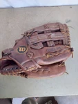 Wilson A2914 Extra Snap Action Glove Rh Throw 12IN.. Fixed Price $25.00.