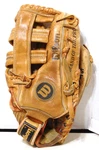 Wilson Pro Staff Dyna Grid A2070 Rht 13" Baseball Softball Glove. Fixed Price $34.95.
