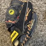 Franklin 4679 Glove Rawhide Laced Super Softballer Top Grade Steerhide Rht. Fixed Price $19.99.