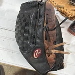 Rawlings Baseball Softball Glove RS1400 Rht Black Brown Leather Needs Lacing. Fixed Price $17.00.