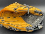 Wilson T-ball Kids Glove Brown 9.5 Inch AO427. Fixed Price $9.00.