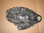 Spalding Black Baseball Glove Rod Carew 42 332 Lht Signature Series Advisory. Fixed Price $15.99.