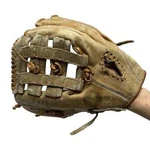 Spalding Carl Yastrzemski Lht Baseball Advisory Staff Glove Mitt 42-5376 (yb). Fixed Price $16.19.